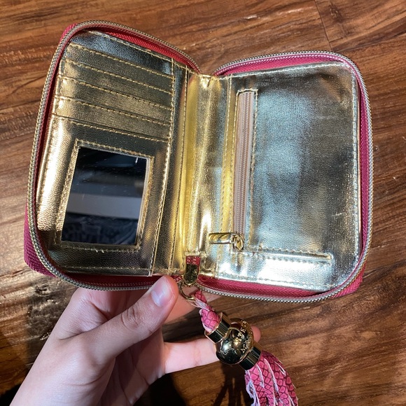 Steve Madden wallet - Picture 2 of 3